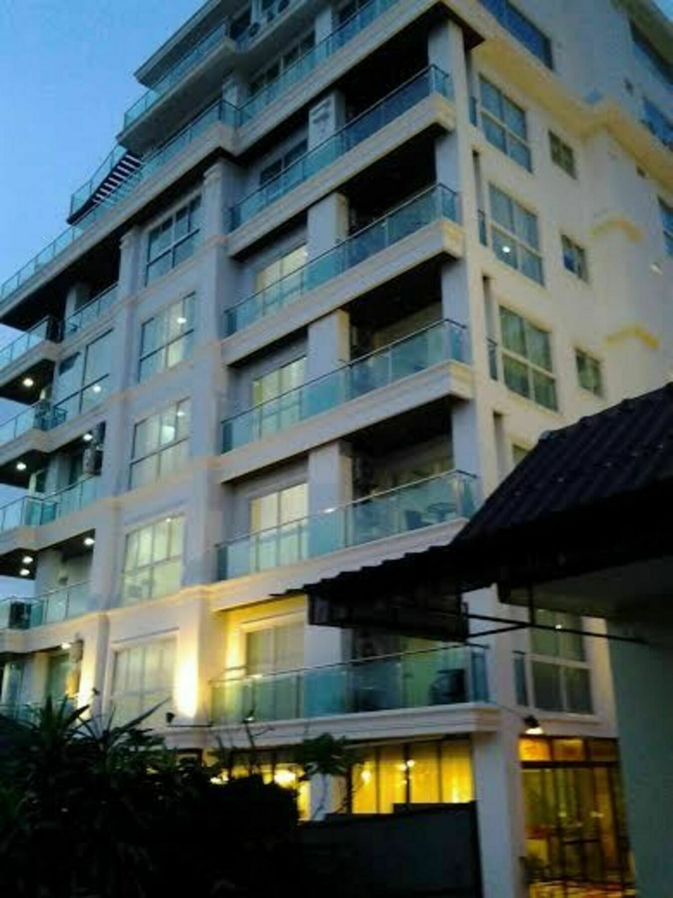 Apartamento Goldstone Residency Patong , Phuket Exterior foto